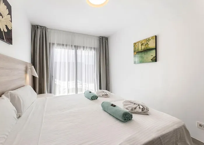 Atlántica Nyaraló *